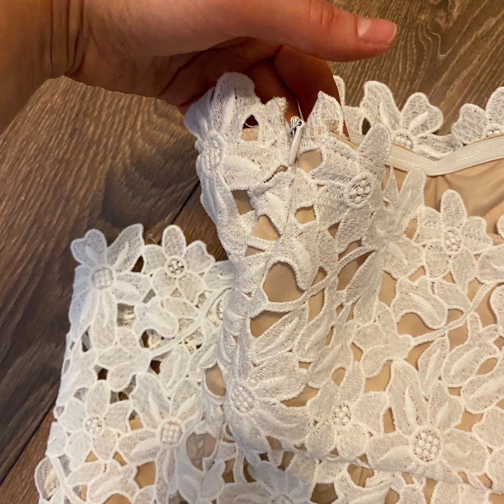 WYLDR Floral Lace Dress - Picture 7 of 10